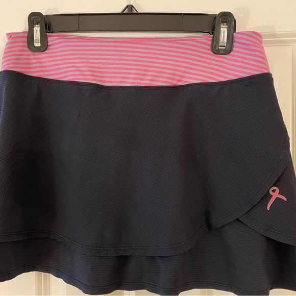 🌼 Running Room Women’s Pink Ribbon Run Tank and matching Run Skirt – Small - Picture 8 of 12